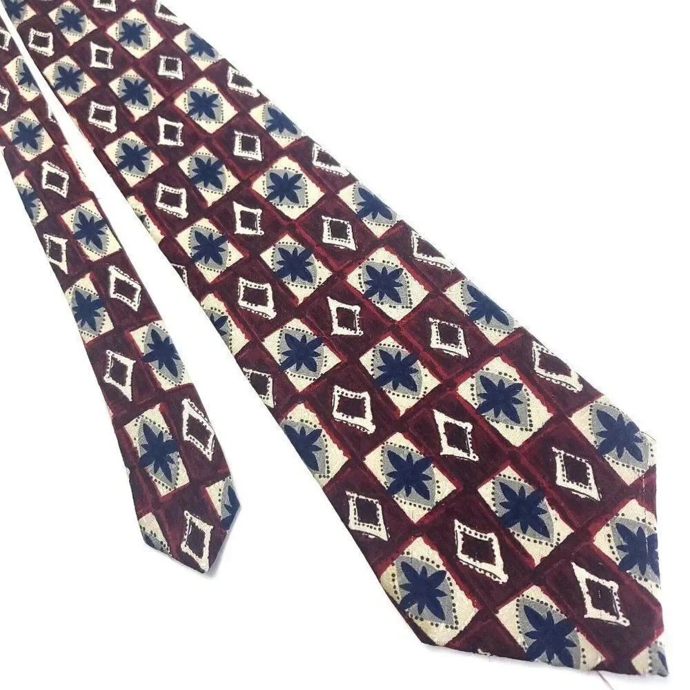 Van Heusen 417 Red Beige Silk Tie‎ Woven Geometric Wide